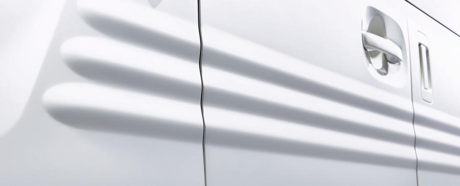 Детали экстерьера Honda N-Van 2018 года  (фото 2 из 13)